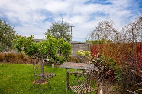 Photo of property in 39 Clutha Street, Alexandra, 9320