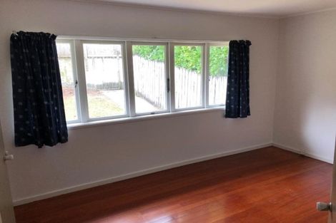 Photo of property in 2/152a Mokoia Road, Chatswood, Auckland, 0626