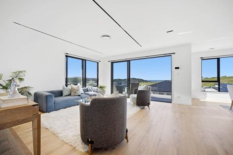 Photo of property in 57 Matangi View Drive, Orewa, 0931