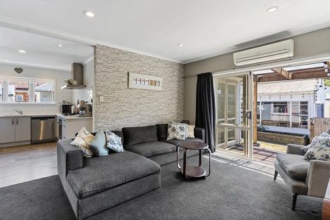 Photo of property in 1/13 Martin Road, Manurewa, Auckland, 2102