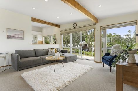 Photo of property in 193 Sandspit Road, Shelly Park, Auckland, 2014