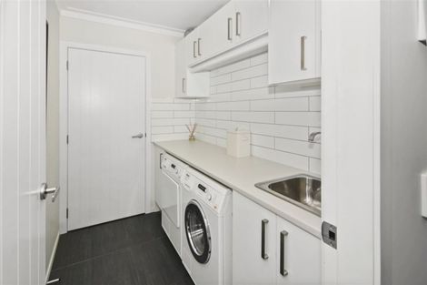 Photo of property in 9 Jack Rise, Grandview Heights, Hamilton, 3200