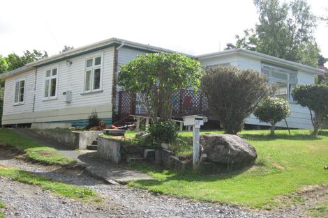 Photo of property in 28 Mount View Street, Raetihi, 4632