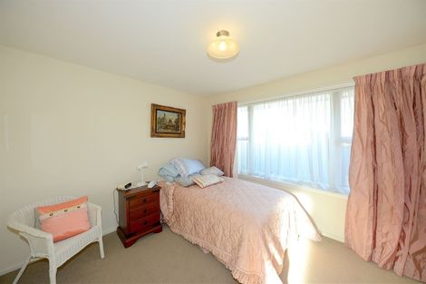 Photo of property in 8 Ambleside Drive, Burnside, Christchurch, 8053