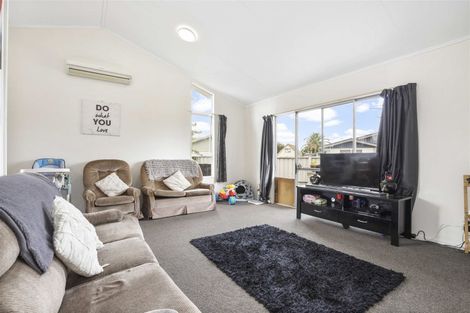 Photo of property in 4 Elmwood Crescent, Pukete, Hamilton, 3200