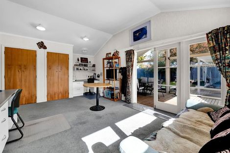 Photo of property in 19 George Street, Hawera, 4610