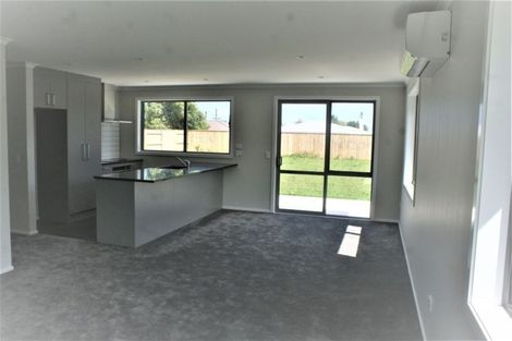 Photo of property in 4 Pohatu Lane, Otaki, 5512