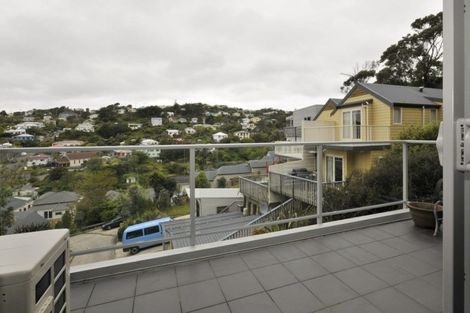 Photo of property in 21 Kopiko Way, Brooklyn, Wellington, 6021