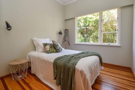 Photo of property in 50 Kent Street, Carterton, 5713