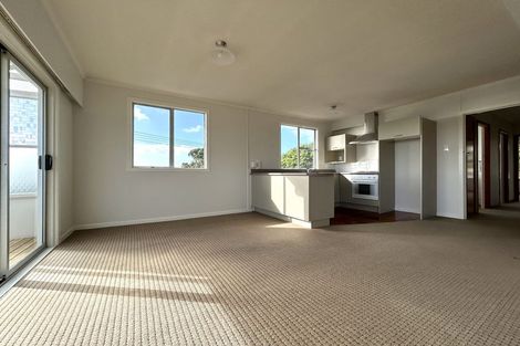 Photo of property in 4/80 Whiteley Street, Moturoa, New Plymouth, 4310