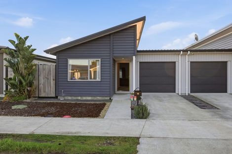 Photo of property in 16 Harore Road, Takanini, 2112