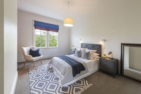 Photo of property in 2 North Terrace, Kelburn, Wellington, 6012