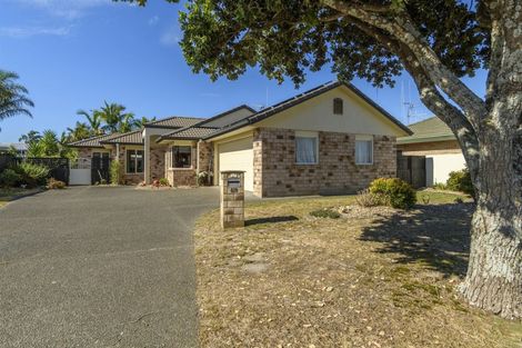 Photo of property in 619 Grenada Street, Papamoa Beach, Papamoa, 3118