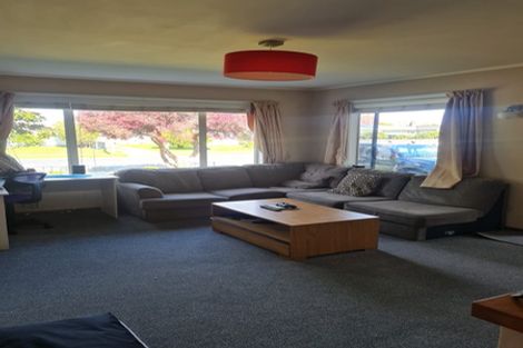 Photo of property in 90 Bill Hercock Street, Pirimai, Napier, 4112