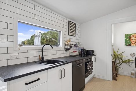 Photo of property in 56 Victoria Road, Saint Kilda, Dunedin, 9012