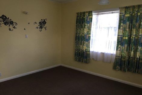 Photo of property in 33 Cairnfield Road, Kensington, Whangarei, 0112