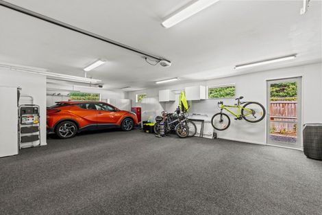 Photo of property in 28 Wilkinsons Road, Harewood, Christchurch, 8051