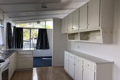 Photo of property in 51 Normanton Street, Glenfield, Auckland, 0629