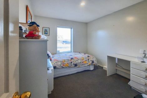 Photo of property in 55 Skerten Avenue, Hornby, Christchurch, 8042