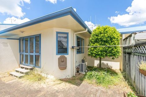 Photo of property in 2/120 Macfarlane Street, Hamilton East, Hamilton, 3216