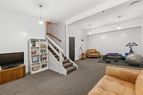 Photo of property in 58 Helvetia Road, Pukekohe, 2120