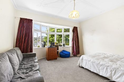 Photo of property in 27 Brixham Way, Newtown, Wellington, 6021