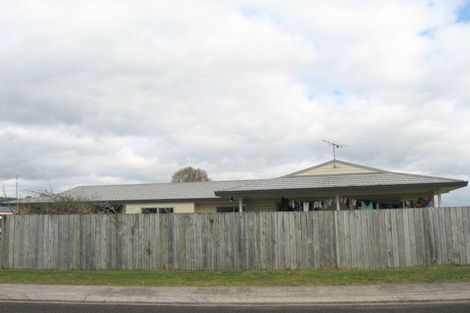 Photo of property in 40 Whitby Avenue, Whitianga, 3510