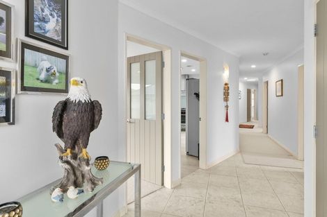 Photo of property in 15 Datum Way, Paraparaumu, 5032