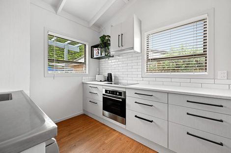 Photo of property in 15 Herbert Road, Queenwood, Hamilton, 3210