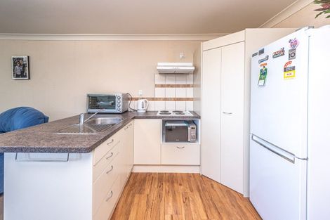 Photo of property in 83 Parkes Avenue, Saint Johns Hill, Whanganui, 4501