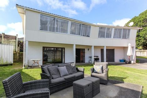 Photo of property in 5 Bronte Place, Whalers Gate, New Plymouth, 4310