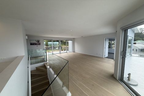 Photo of property in 18 Zita Avenue, Matakatia, Whangaparaoa, 0930