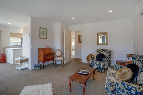 Photo of property in 8 Ian Peter Way, Otaki, 5512