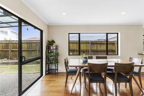 Photo of property in 73 Meadowland Drive, Somerville, Auckland, 2014