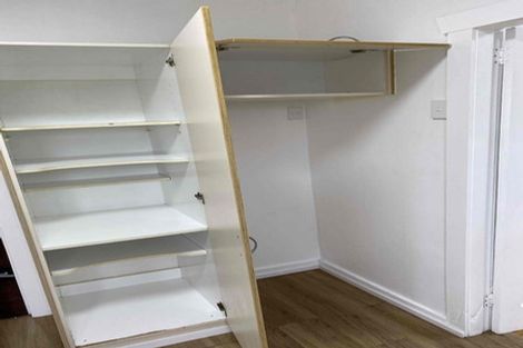 Photo of property in 1072 Great North Road, Point Chevalier, Auckland, 1022