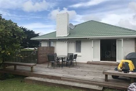 Photo of property in 1/40 Pupuke Road, Takapuna, Auckland, 0622