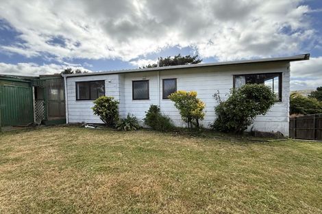 Photo of property in 54 Guadeloupe Crescent, Grenada Village, Wellington, 6037