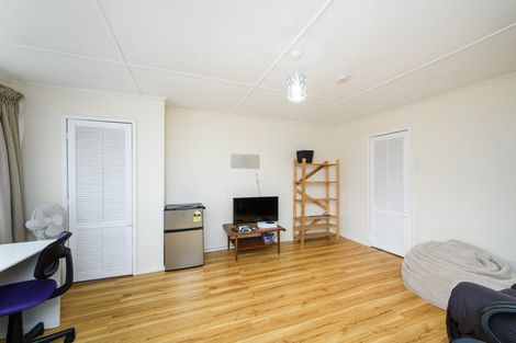 Photo of property in 14 Snowdon Avenue, Terrace End, Palmerston North, 4410