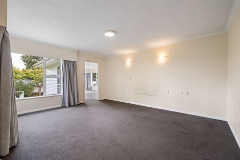 Photo of property in 352 College Street, West End, Palmerston North, 4410