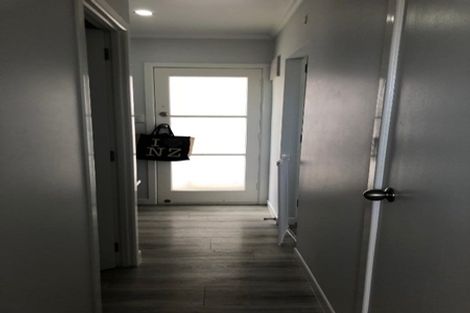 Photo of property in 27 Alma Crescent, Papakura, 2110