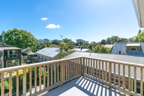 Photo of property in 8 Opoia Road, Hamilton East, Hamilton, 3216