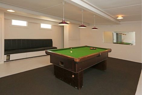 Photo of property in 11 Pine Avenue, Henderson, Auckland, 0612