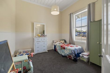 Photo of property in 162 Tukapa Street, Westown, New Plymouth, 4310