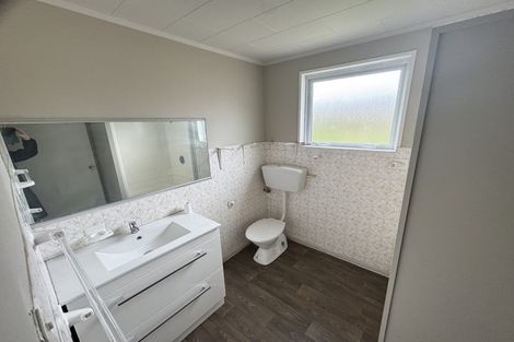 Photo of property in 32 Puriri Terrace, Roslyn, Palmerston North, 4414