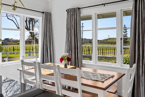 Photo of property in 19 Stanley Road, Stratford, 4394