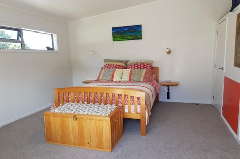 Photo of property in 11 Motutara Road, Oakura, Hikurangi, 0184