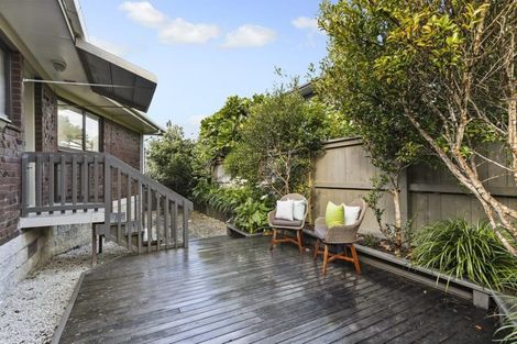 Photo of property in 1/130 Churchill Road, Rothesay Bay, Auckland, 0630