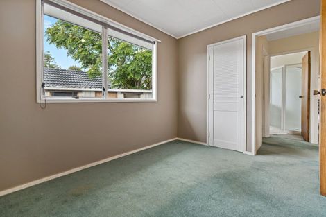 Photo of property in 62 Lynn Road, Bayview, Auckland, 0629