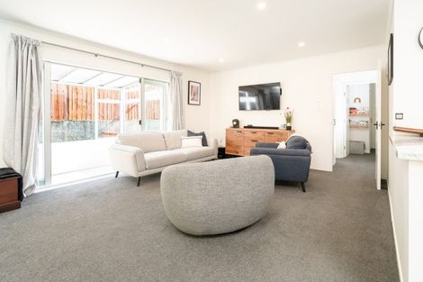 Photo of property in 19d Mahoe Street, Tawa, Wellington, 5028