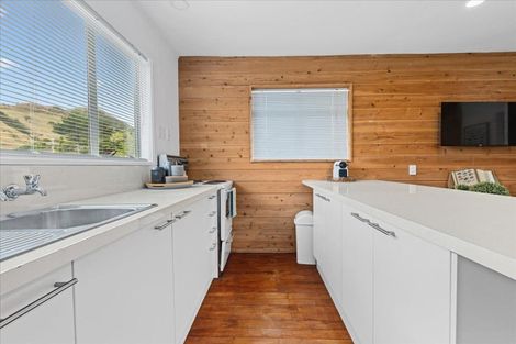 Photo of property in 24 Rauparaha Street, Marokopa, Piopio, 3988